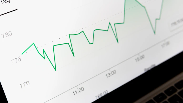 공급사 과금·성능 KPI 협상 템플릿 4 API 사용량 및 비용 그래프