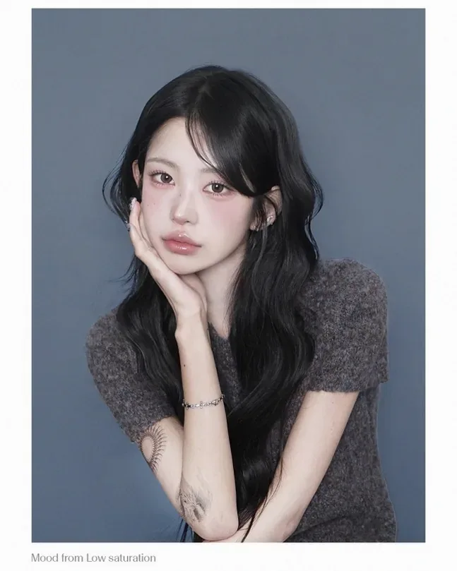 식중영상 속 가족 추억과 추모 분위기