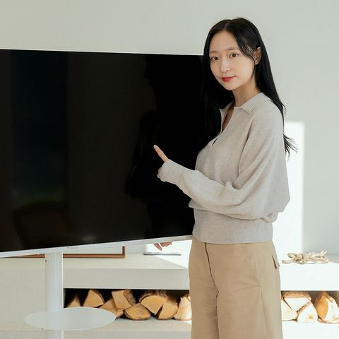 무빙큐빅스 50인치 4K UHD QLED 디자인